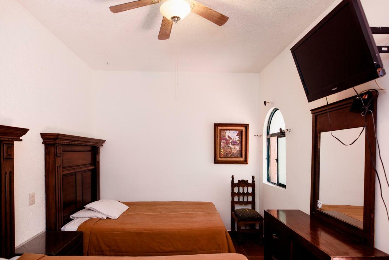 Hotel Maria Elena Durango Dış mekan fotoğraf